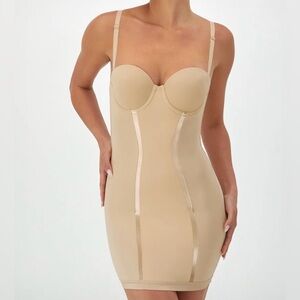 Maidenform 38B Convertible Tummy Control Shapewear Slip Underwire Support Latte